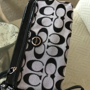 Coach purse and wallet